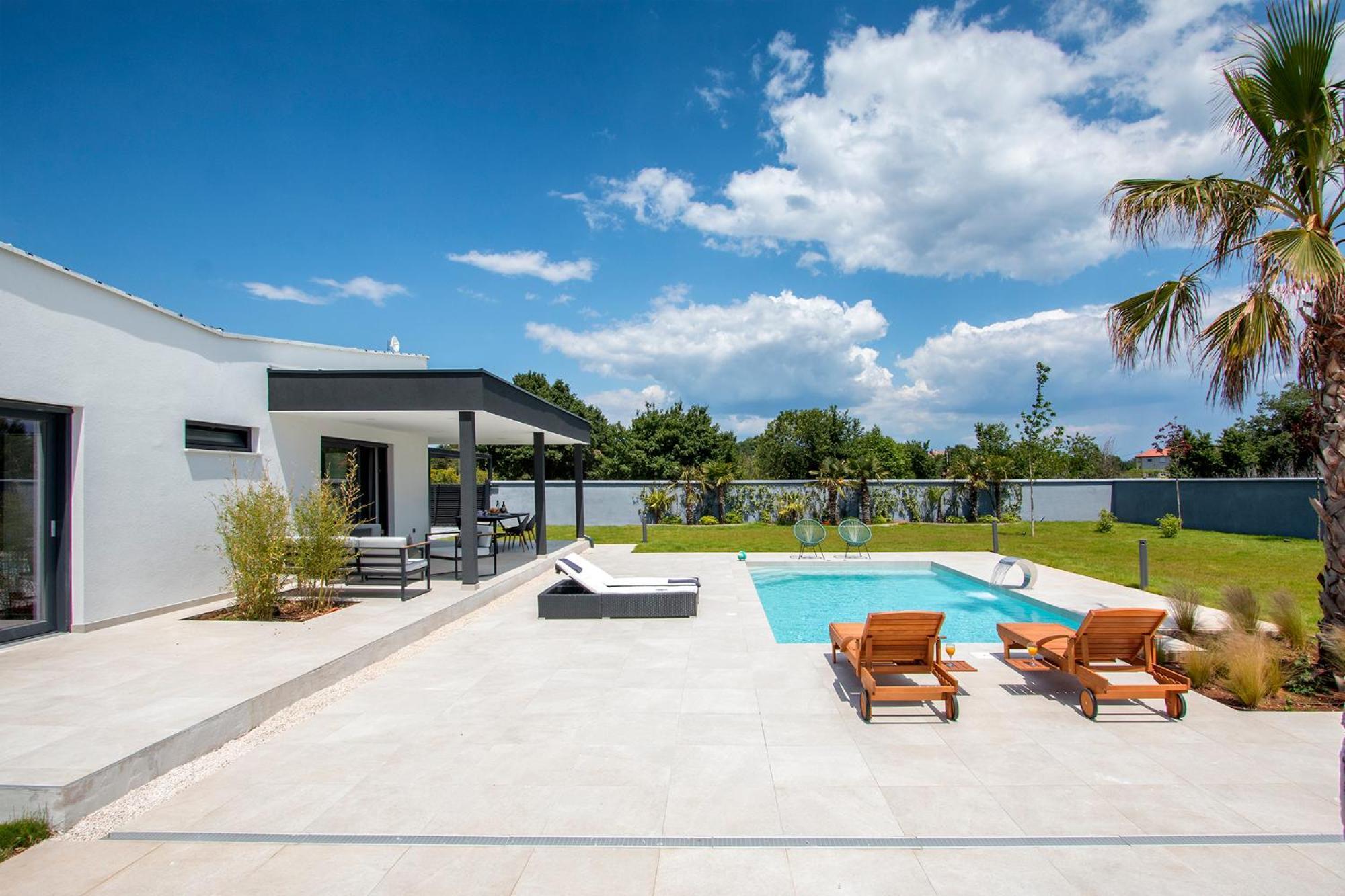 Villa Eni Medulin Sisan Heated Pool Exterior foto